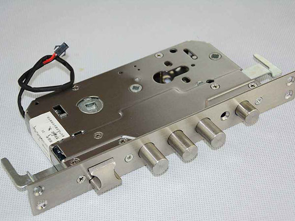 防城港24小时上门开锁公司