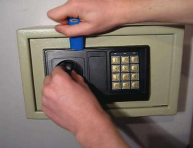 防城港24小时上门开锁公司