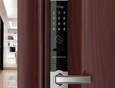 防城港24小时上门开锁公司